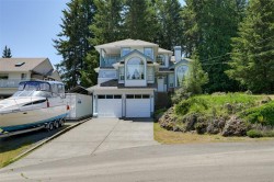 2312 San Juan Pl Shawnigan Lake, BC V8H 2E6