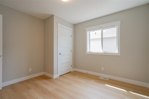 #204-5700 Pierce Rd, Port Alberni, BC 