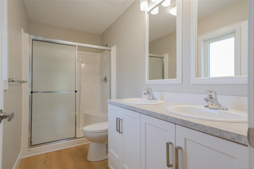 #204-5700 Pierce Rd, Port Alberni, BC 