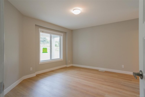 #204-5700 Pierce Rd, Port Alberni, BC 
