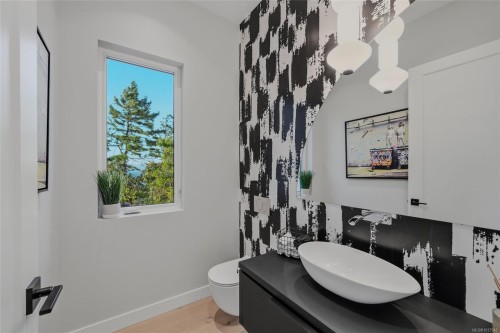 7545 Copley Ridge Dr, Lantzville, BC 