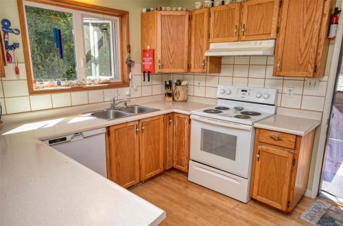 6972 Sea Lion Way, Sooke, BC 