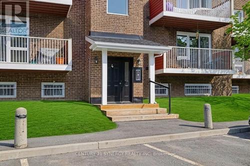 403 - 1589 St Bernard Street, Ottawa, ON 