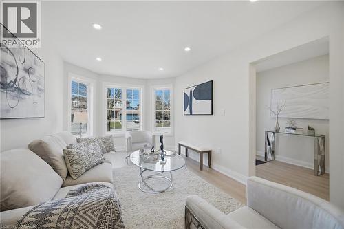 11 Wessenger Drive, Barrie, ON - Indoor Photo Showing Living Room