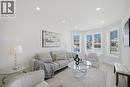 11 Wessenger Drive, Barrie, ON  - Indoor Photo Showing Living Room 