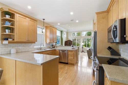 1403 Cape Cod Dr, Parksville, BC 