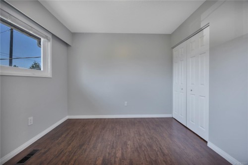 3236 Cedar Hill Rd, Saanich, BC 
