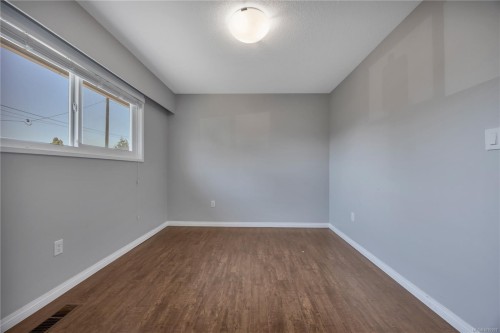 3236 Cedar Hill Rd, Saanich, BC 