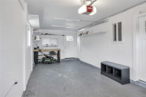 3236 Cedar Hill Rd, Saanich, BC 