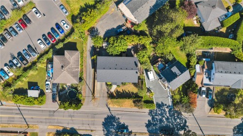 3236 Cedar Hill Rd, Saanich, BC 