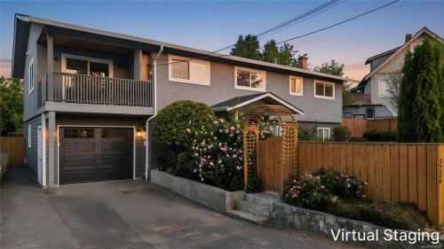 3236 Cedar Hill Rd, Saanich, BC 