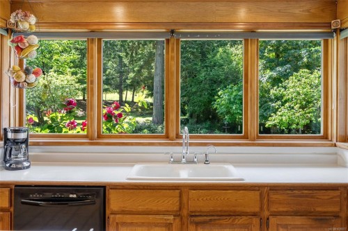 101 Church Bay Rd, Saturna Island, BC 
