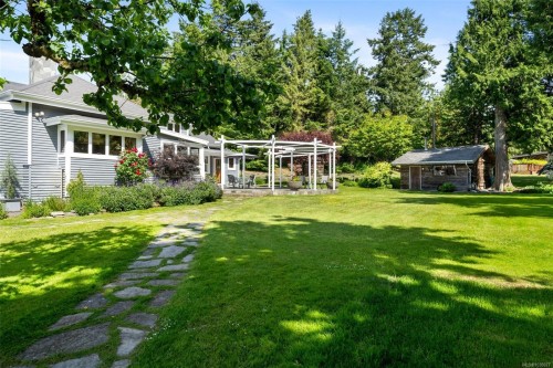 101 Church Bay Rd, Saturna Island, BC 