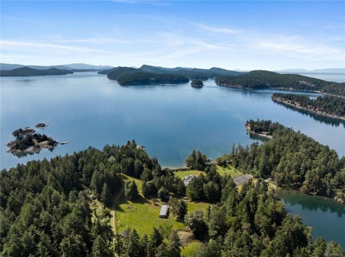 101 Church Bay Rd, Saturna Island, BC 