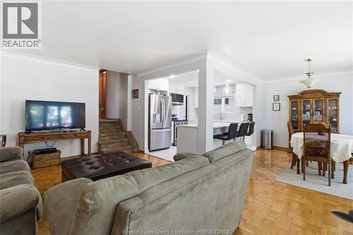 367 Genevieve, Windsor, ON 