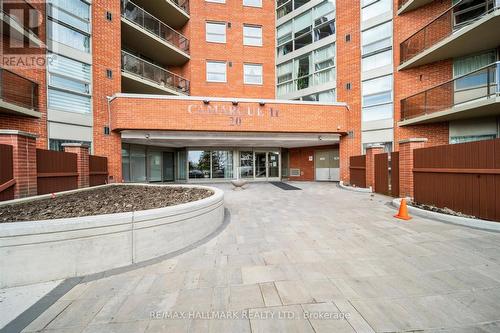 902 - 20 Dean Park Road, Toronto, ON 