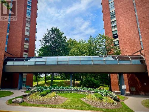 902 - 20 Dean Park Road, Toronto, ON 