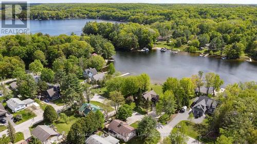 11 Harris Street, Muskoka Lakes (Medora), ON 