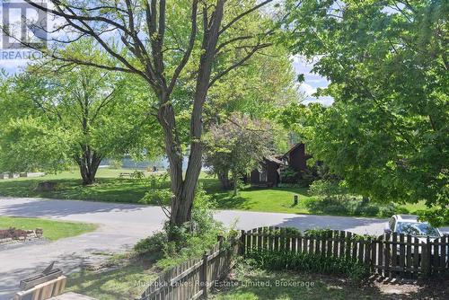 11 Harris Street, Muskoka Lakes (Medora), ON 