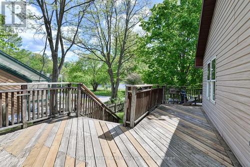 11 Harris Street, Muskoka Lakes (Medora), ON 