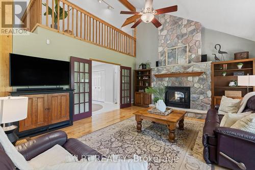 293 Hedge Road, Georgina, ON 