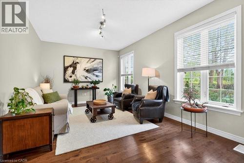 7 Summerwind Drive, Hamilton, ON 