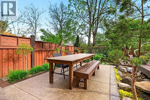 7 Summerwind Drive, Hamilton, ON 
