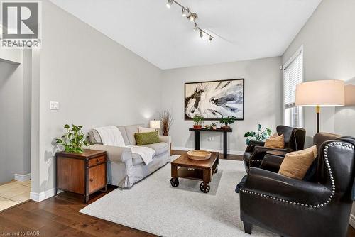 7 Summerwind Drive, Hamilton, ON 