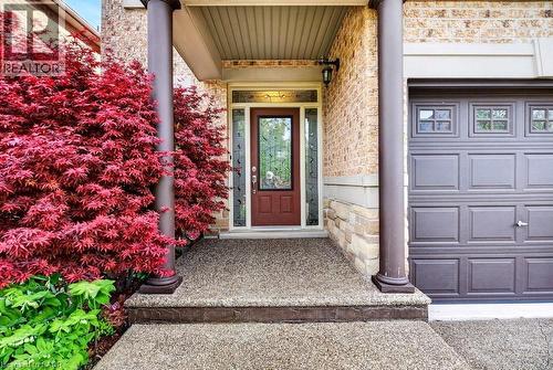 7 Summerwind Drive, Hamilton, ON 
