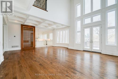 2 Poplar Drive, Richmond Hill, ON 