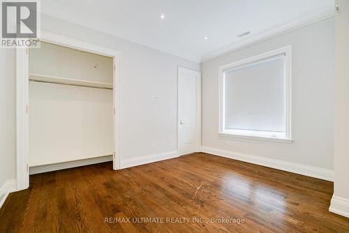 2 Poplar Drive, Richmond Hill, ON 
