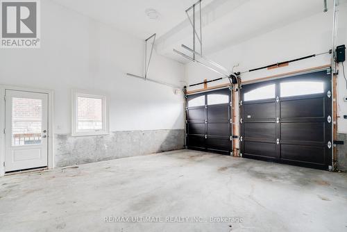 2 Poplar Drive, Richmond Hill, ON 
