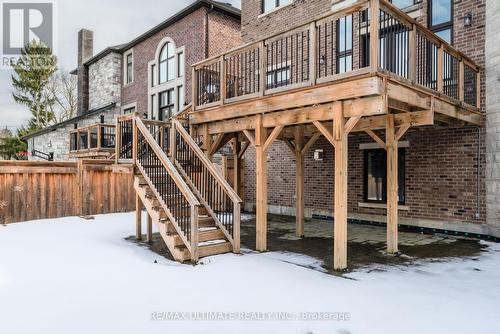 2 Poplar Drive, Richmond Hill, ON 