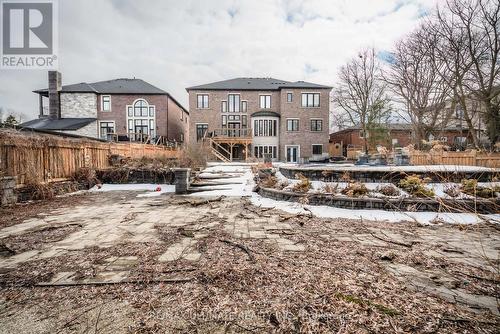 2 Poplar Drive, Richmond Hill, ON 