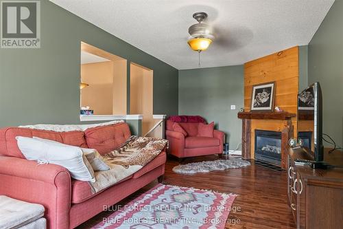 258 South Leaksdale Circle, London South (South U), ON 