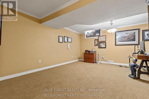 258 South Leaksdale Circle, London South (South U), ON 