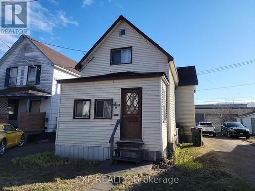 119 GROSVENOR AVENUE  Sault Ste Marie, ON P6B 2M2
