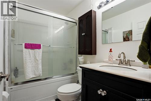 2225 Easthill, Saskatoon, SK 