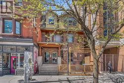 460 COLLEGE STREET  Toronto, ON M6G 1A1