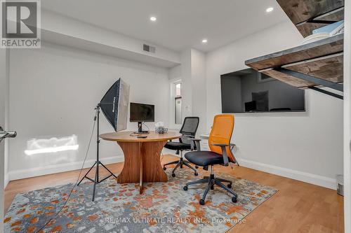460 College Street, Toronto, ON 