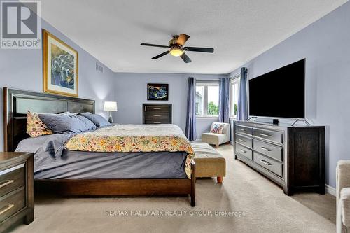 Master retreat with beautiful corner windows. - 151 Charlie'S Lane, Ottawa, ON 