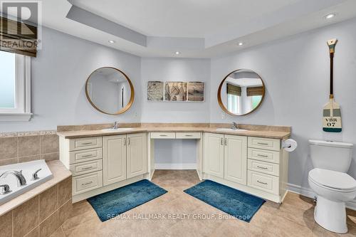 Double vanity. - 151 Charlie'S Lane, Ottawa, ON 