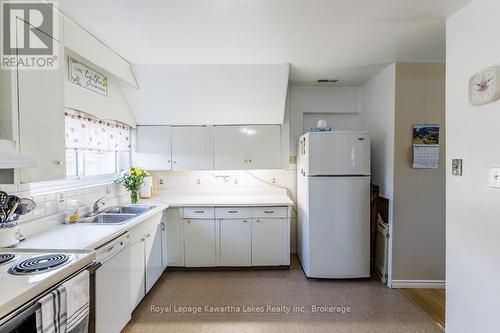 99 Lindsay Street, Kawartha Lakes (Fenelon Falls), ON 