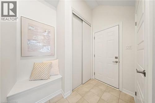 1 Bee Crescent, Brantford, ON 