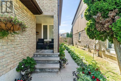 4260 Shelby Crescent, Mississauga, ON 
