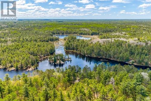 Na Naraka Lake Road, Estaire, ON 