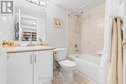 Full Bathroom - 