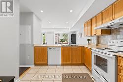 Bright & Cheerful Kitchen - 