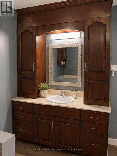 664 Wonderland Road S, London South (South N), ON 