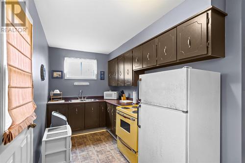 2 Bayview Heights, Conception Bay South, NL 